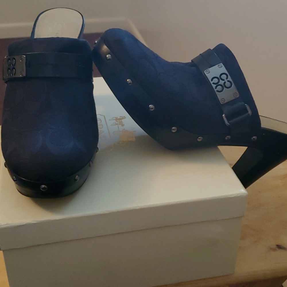 Rare Coach clogs new